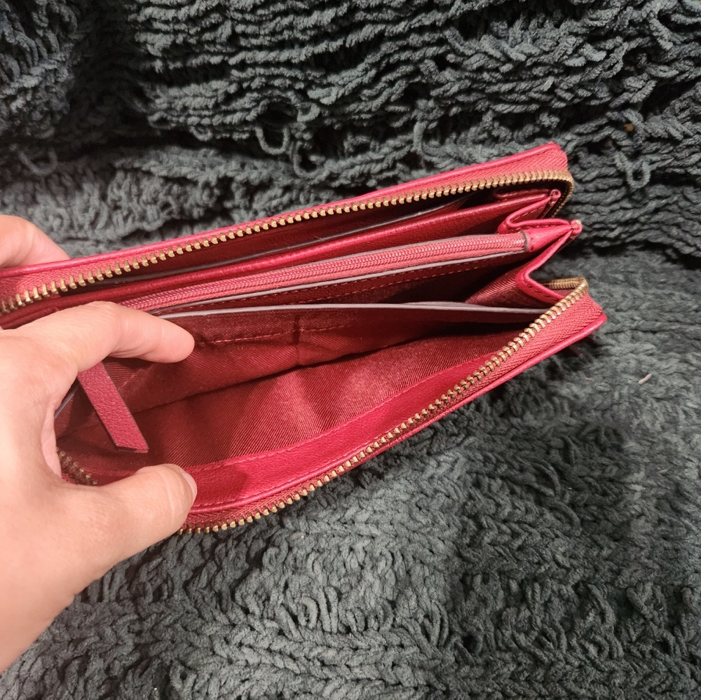 Frye And Co. Red Zip Around Wallet - Picture 9 of 13